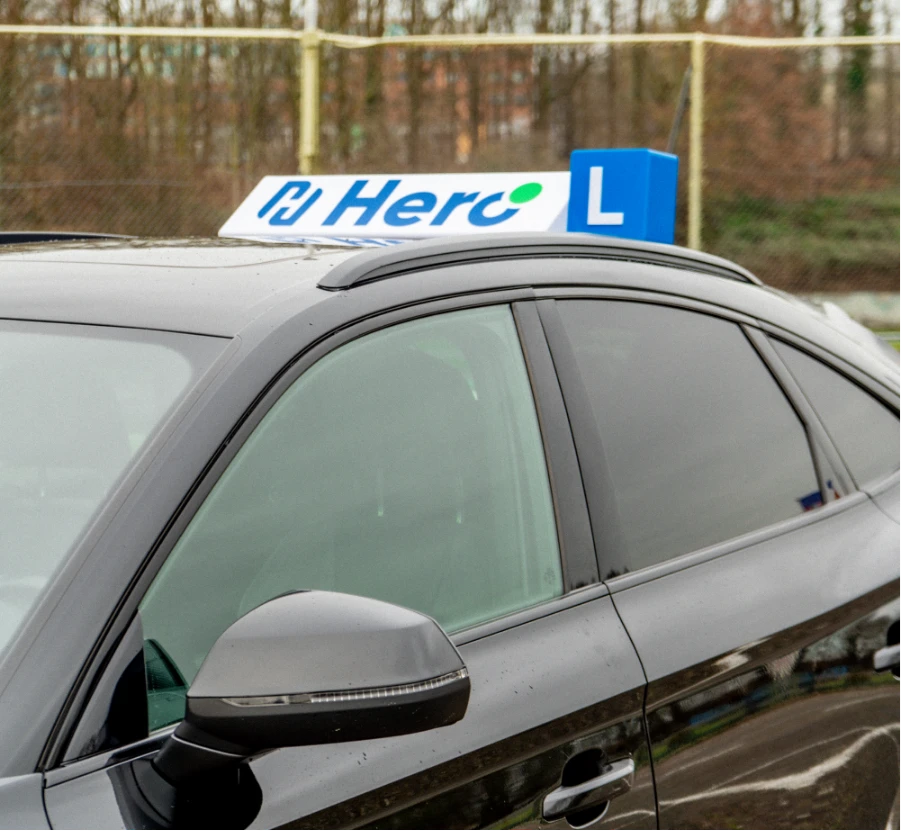 Autorijlessen Rijschool Hero